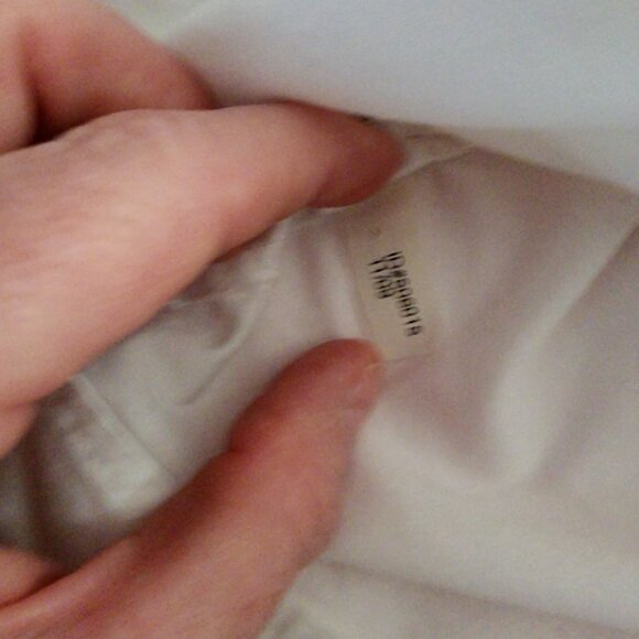 Express Design Studio White Button Down Shirt Women’s L – Lion Crest Embroidery - Picture 11 of 11